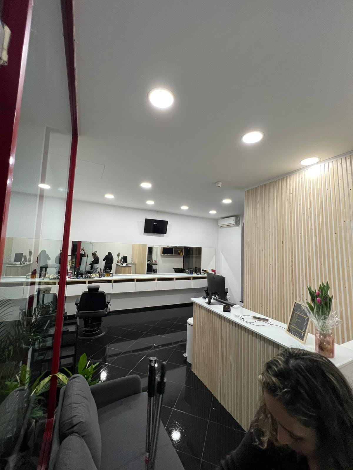 Interior da Patrícia Martins Barbearia